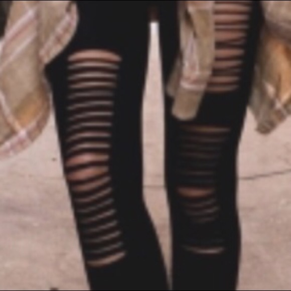 🔴SOLD OUT🔴LEGGINGS SZ S/M🦋BTQ - Picture 4 of 5